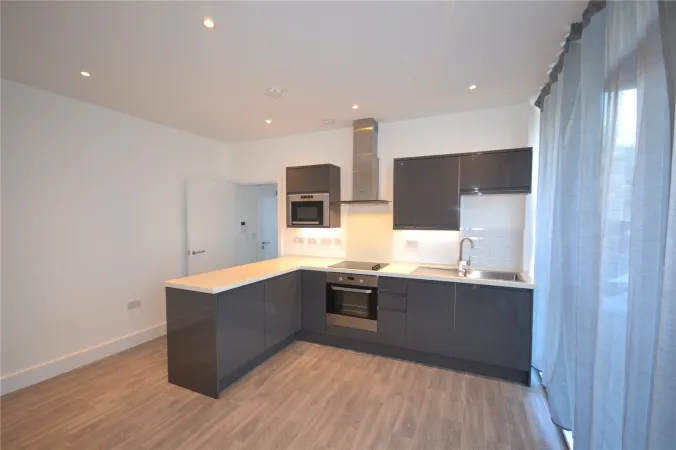 Property in Dutch Quarter Apartments, West Stockwell Street alternative image
